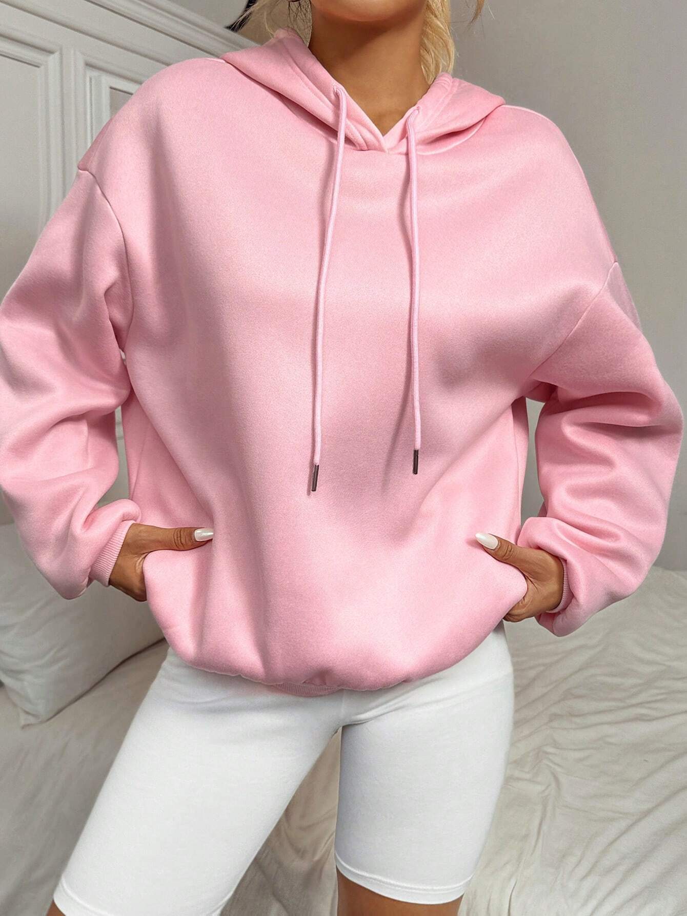 AVALYNN SPEED 97 RACING-THEMED DRAWSTRING HOODIE