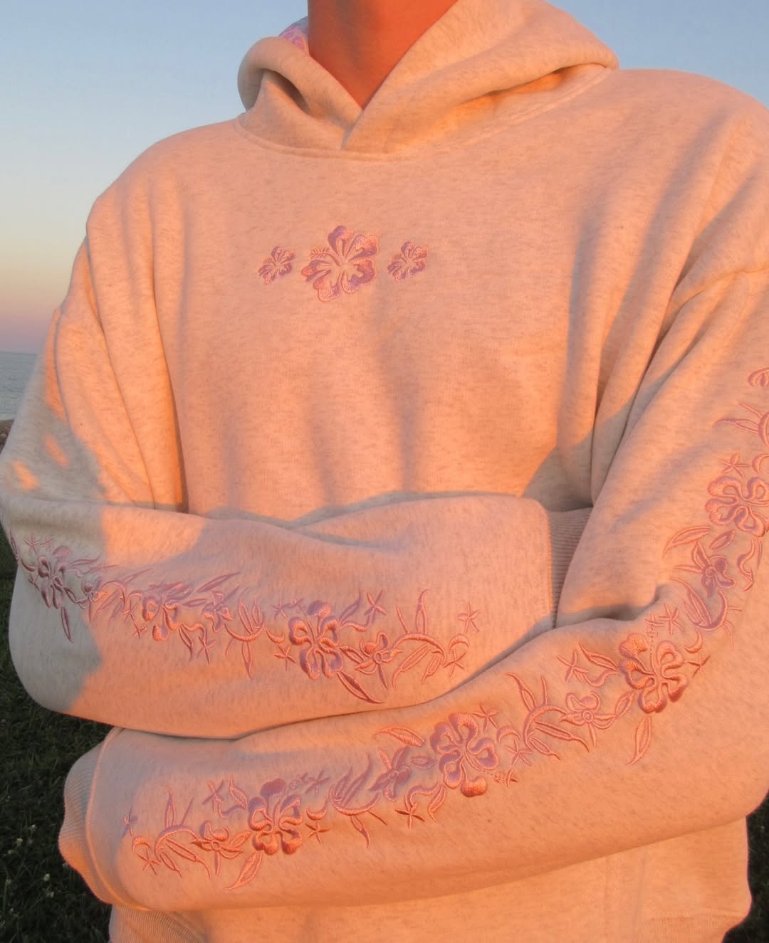 HIBISCUS FLORAL EMBROIDERED HOODY