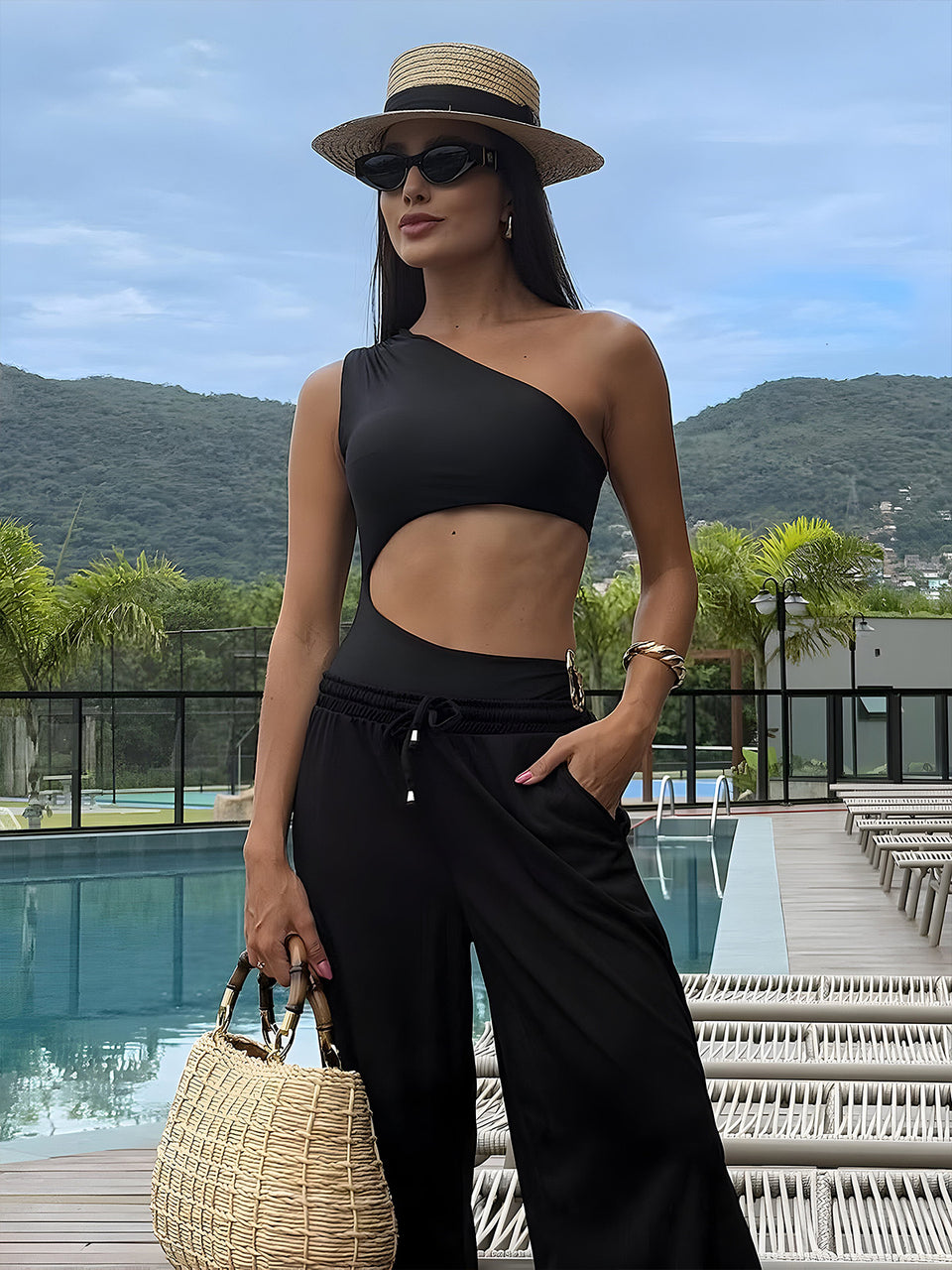 DSGN - BLACK Luxe One Piece