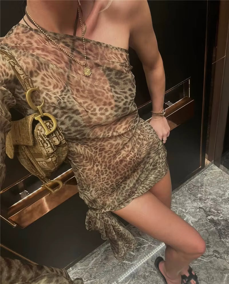 MACAN – ONE SHOULDER LEOPARD DRESS