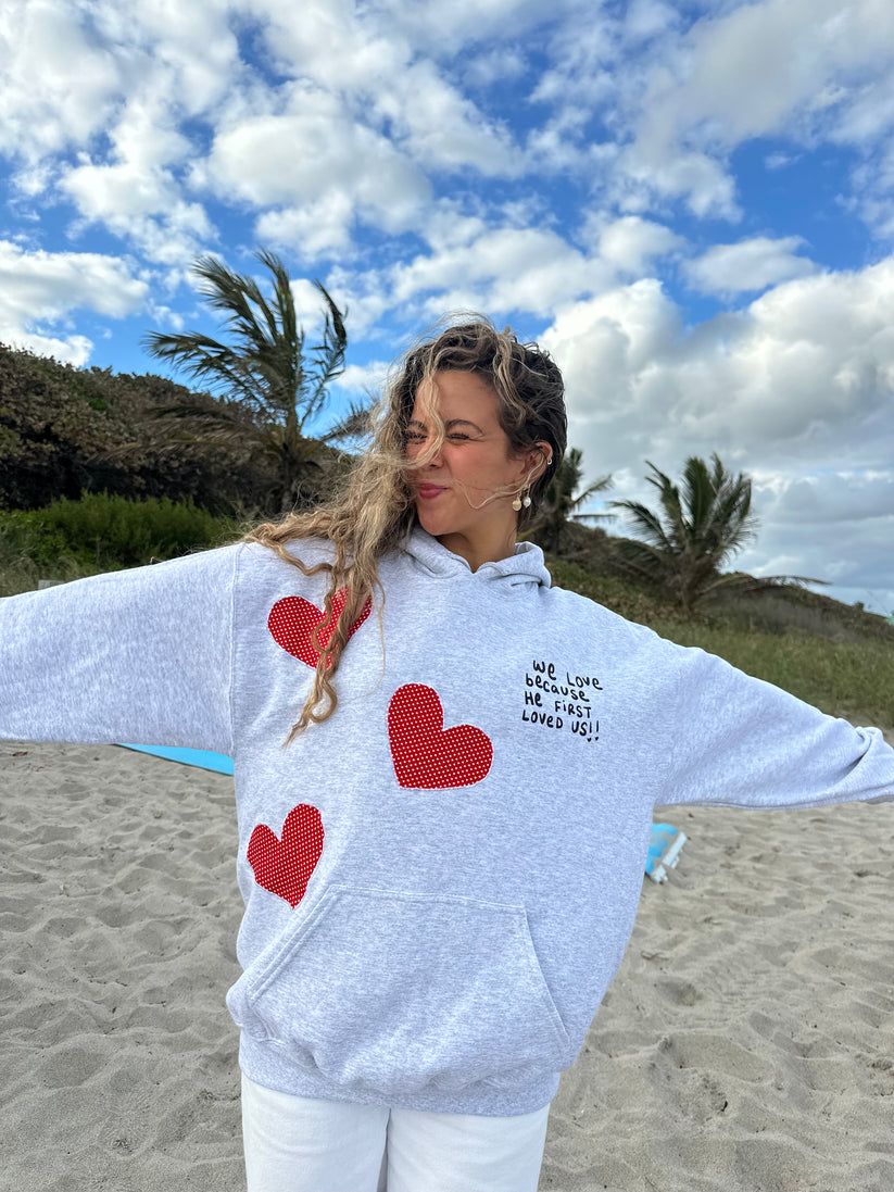 GLOW EMBROIDERED OVESIZED HOODY