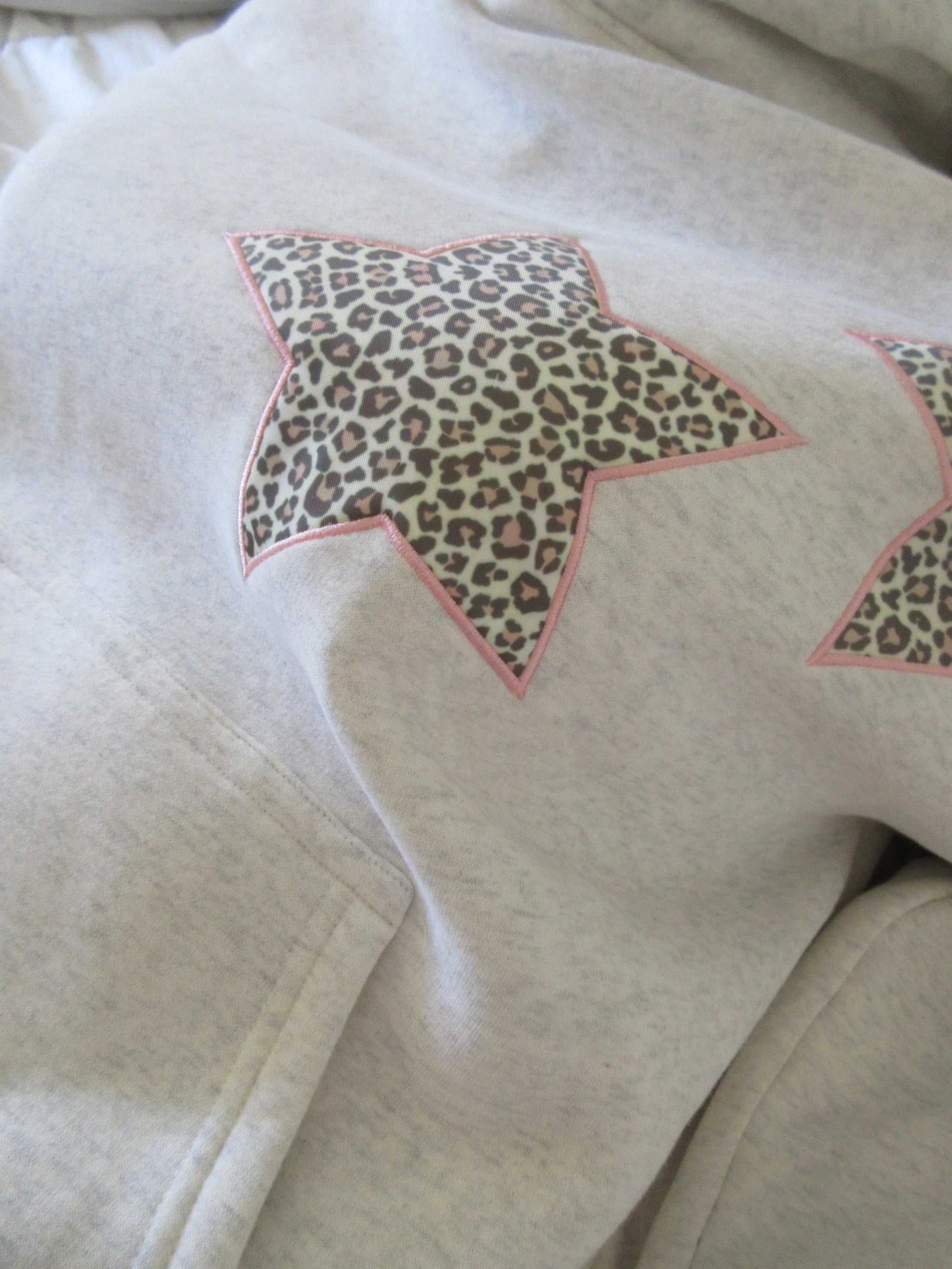 TAYLOR LEOPARD STAR EMBROIDERED HOODIE